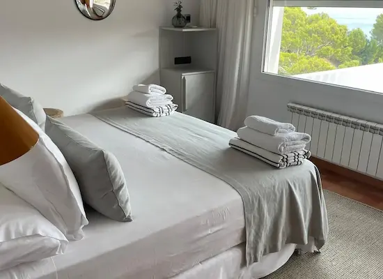 Consulat Begur Chambre 2