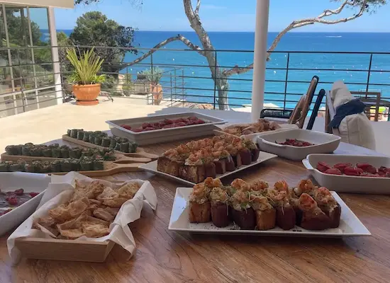 Tapas exterieur Consulat Begur