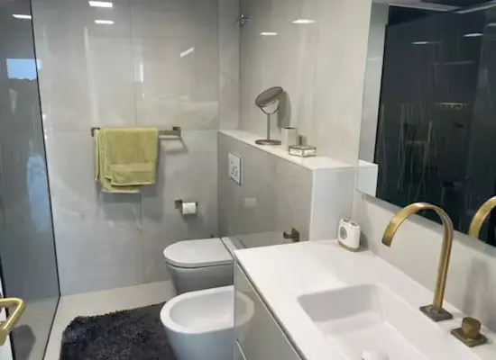 Salle de bains 1